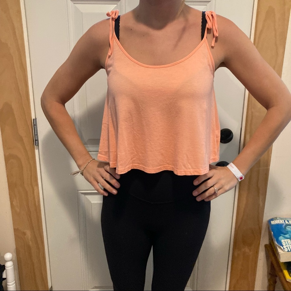 Forever 21 Crop Flowy Tank Top - Small